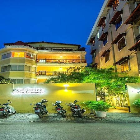 Jasmin Monument Hotel Phnom-Penh Buitenkant foto