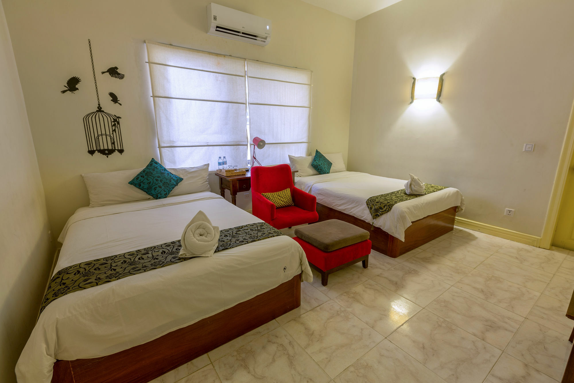Jasmin Monument Hotel Phnom-Penh Buitenkant foto