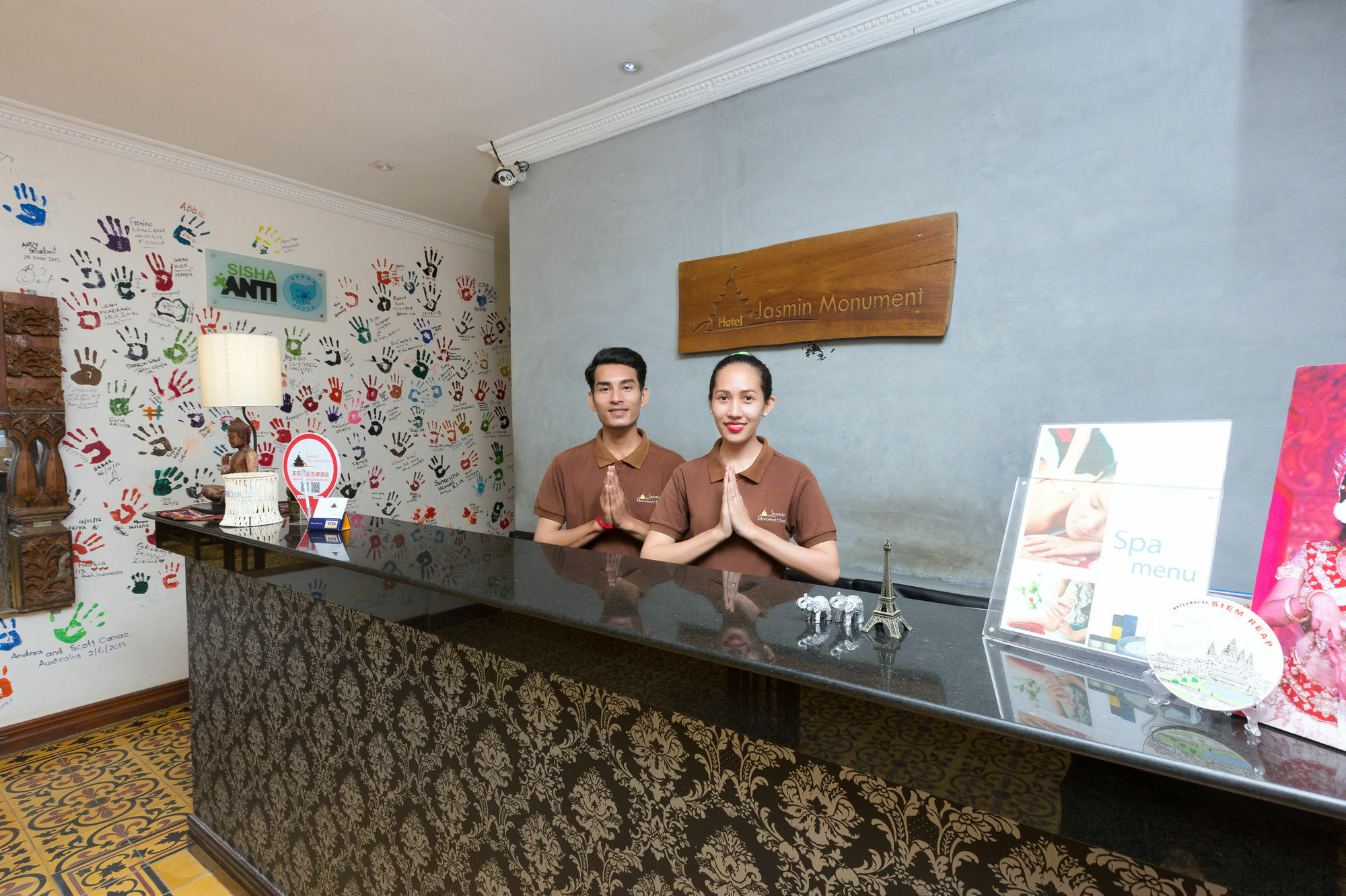 Jasmin Monument Hotel Phnom-Penh Buitenkant foto